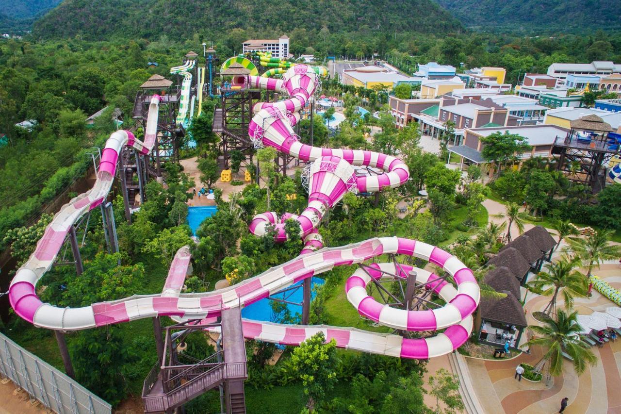 Capital O 1110 Khaoyai Cowboy City Resort Mu Si Buitenkant foto